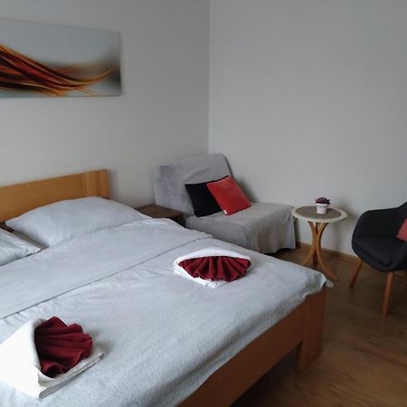 Bile Domky Apartment Lednice Luaran gambar