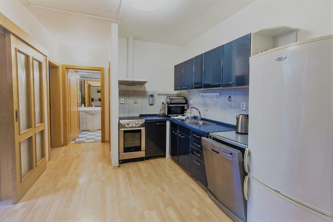 Bile Domky Apartment Lednice Luaran gambar